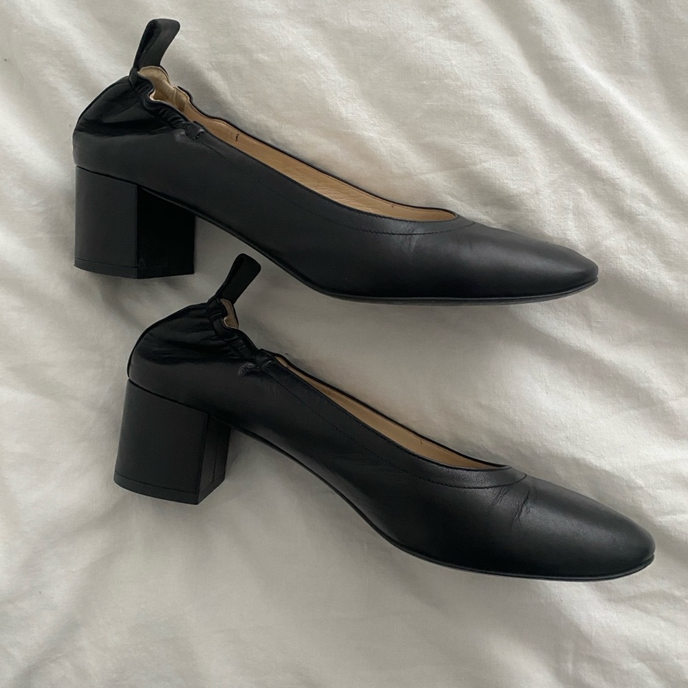 EVERLANE The Day Heel Black Leather Round Toe Block Heel Pumps, Size 8